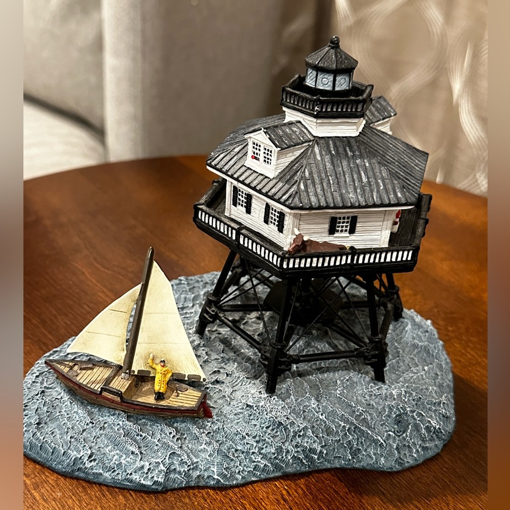 1996 HARBOUR LIGHTS LIGHTHOUSE #187 MIDDLE BAY, ALABAMA WITH COW